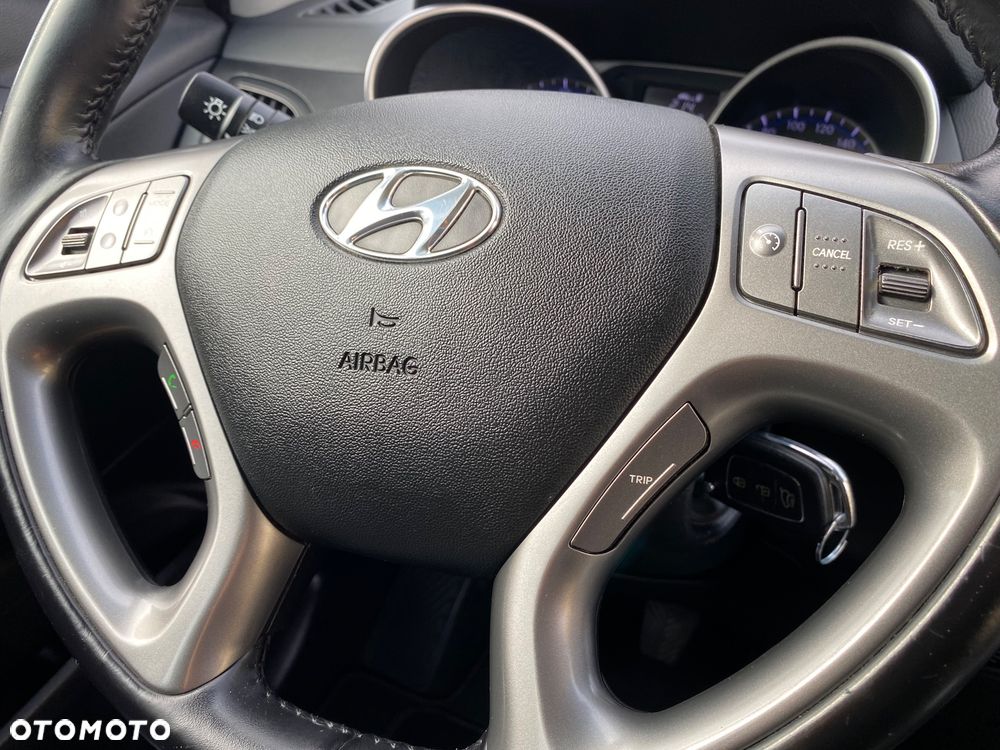 Hyundai ix35 - 22
