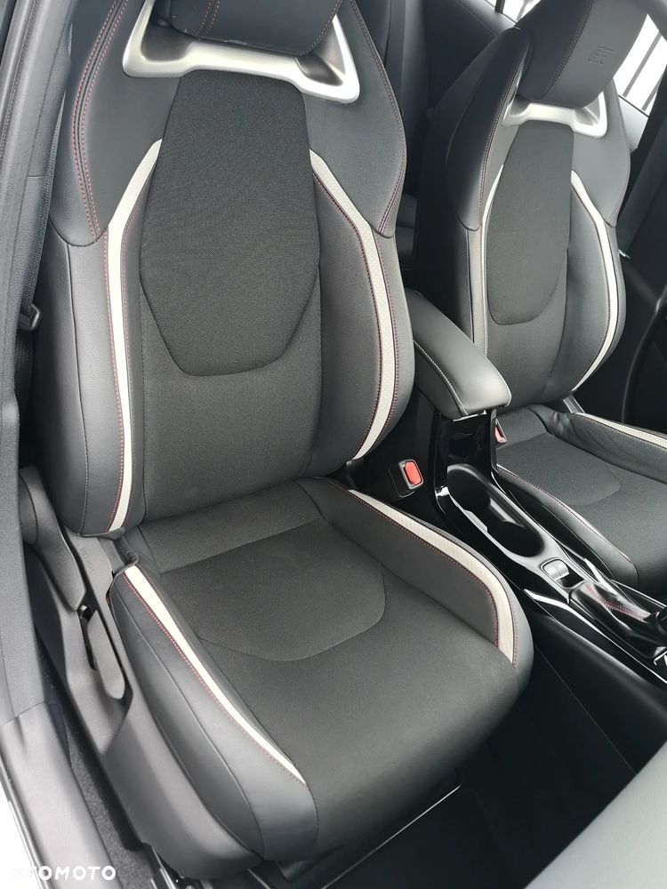 Toyota Corolla 1.8 Hybrid GPF GR Sport - 26