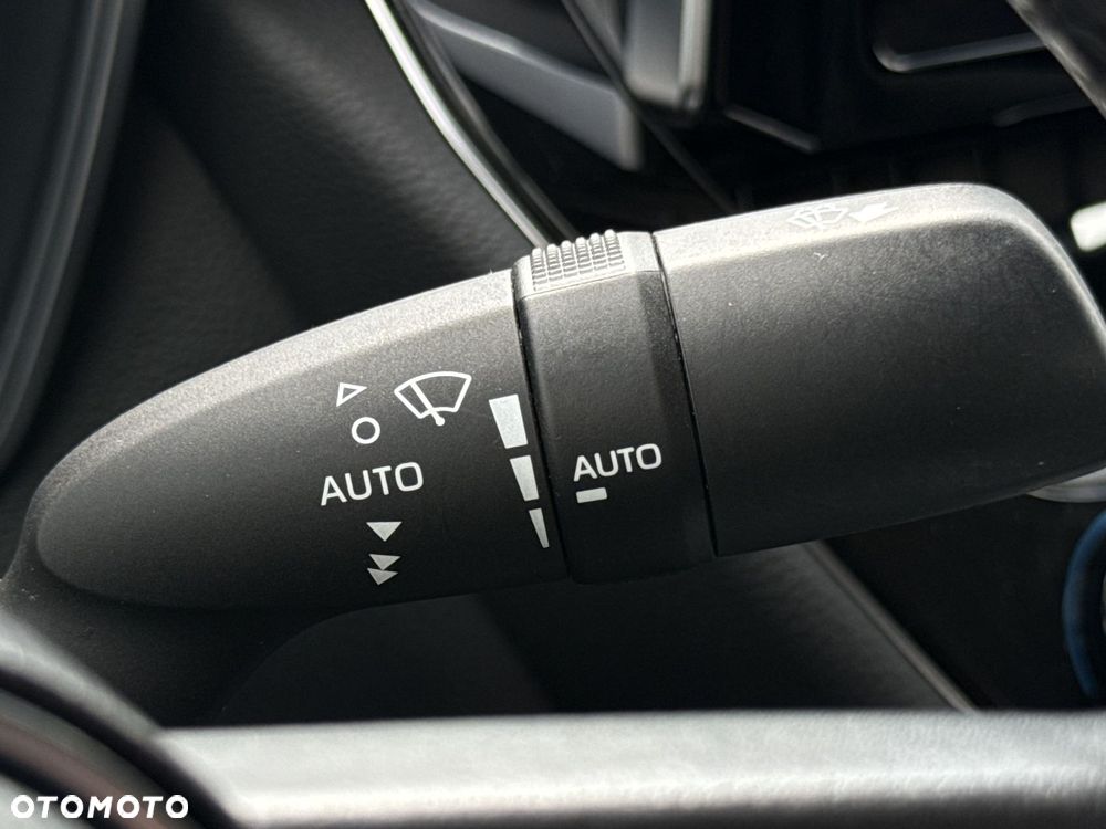 Toyota Corolla - 21