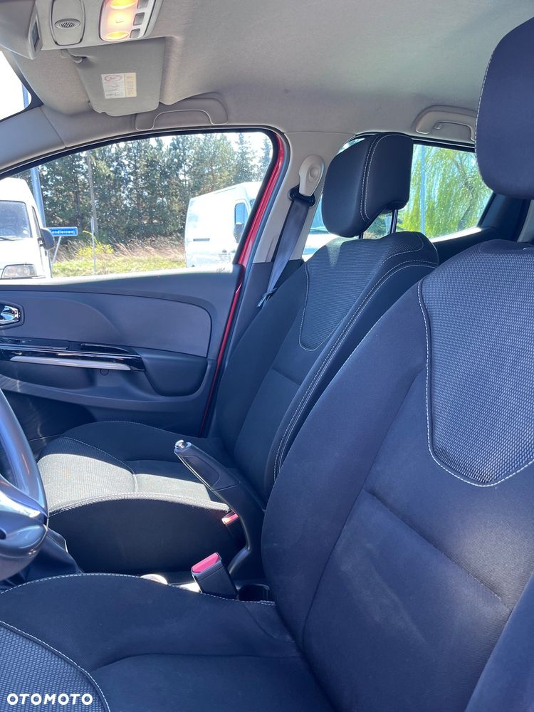 Renault Clio 0.9 TCe Techno Feel - 13