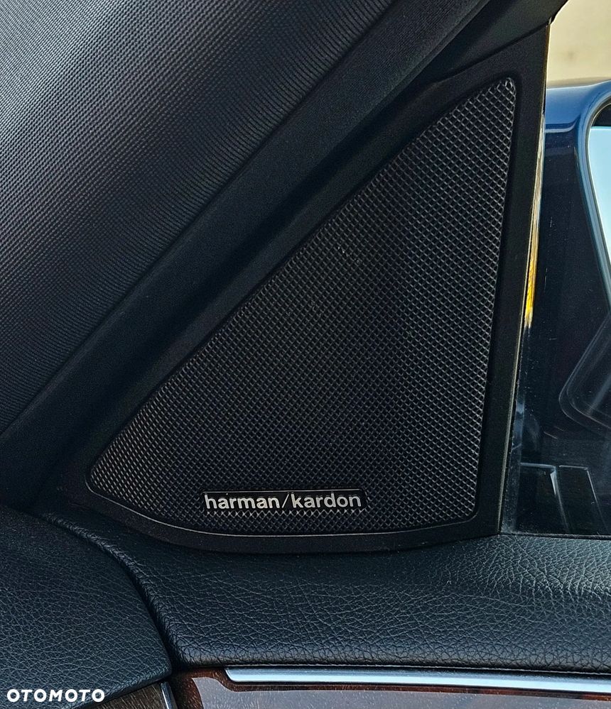 Mercedes-Benz Klasa E 300 CDI DPF BlueEFFICIENCY 7G-TRONIC Avantgarde - 22