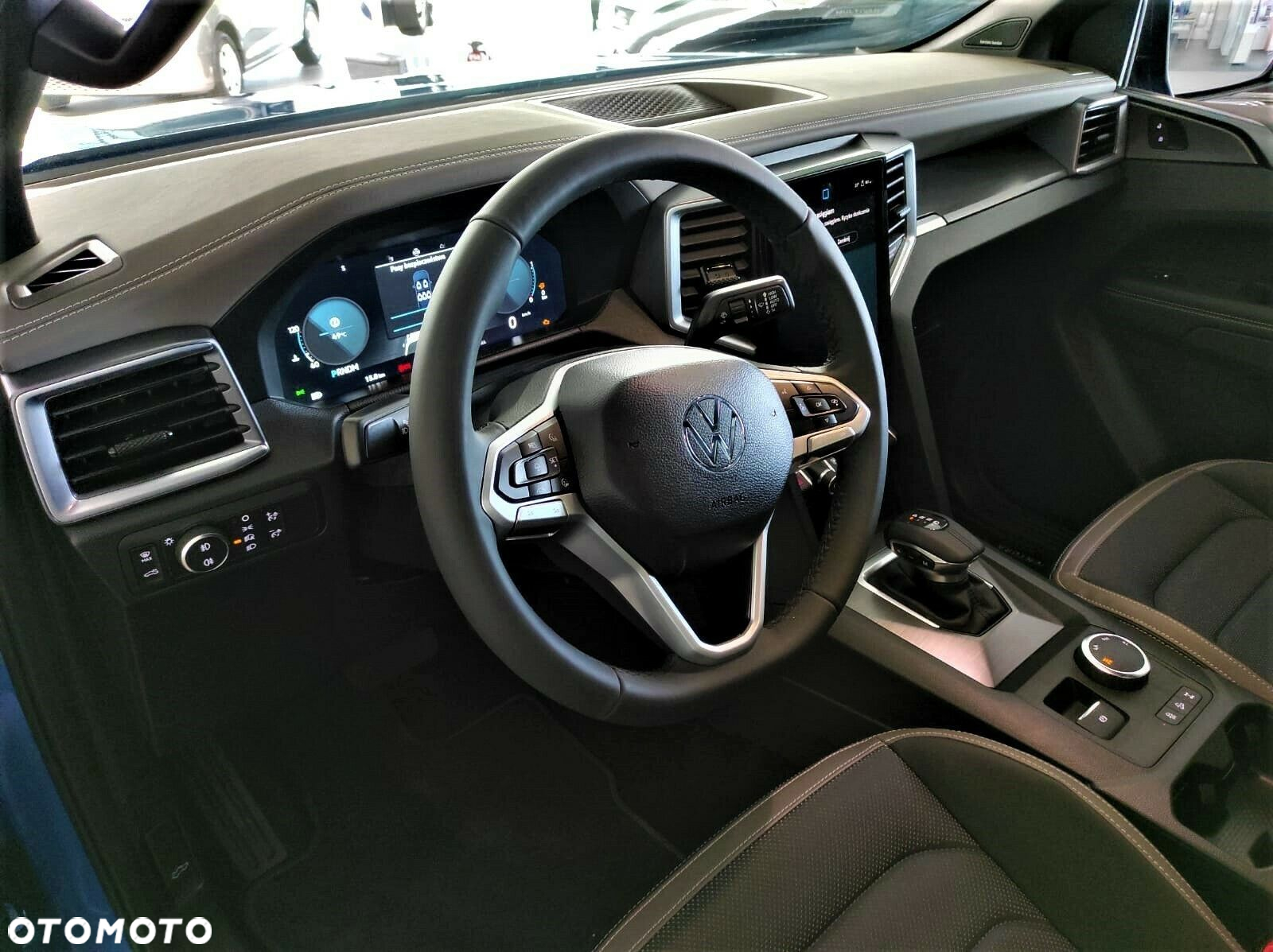Volkswagen Amarok - 10