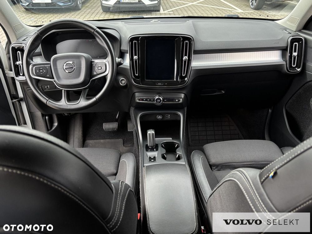 Volvo XC 40 - 21
