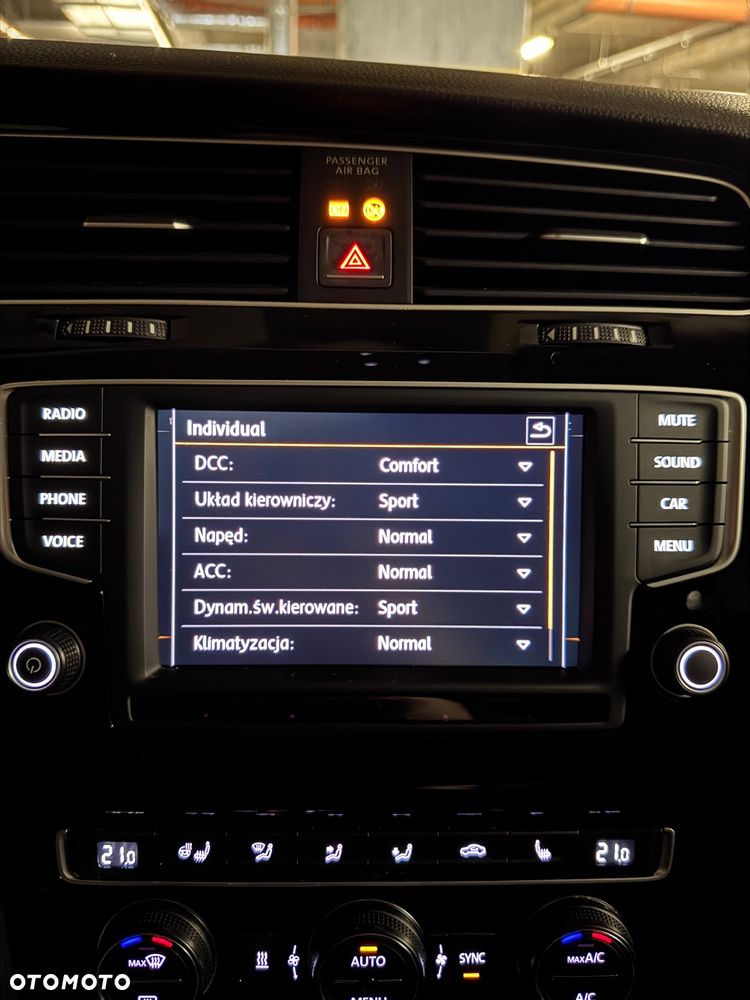 Volkswagen Golf 1.6 TDI BlueMotion Technology DSG Allstar - 19