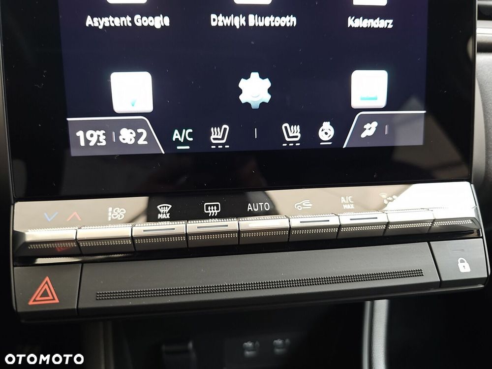Renault Captur - 28