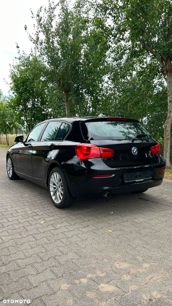 BMW Seria 1 118i - 4