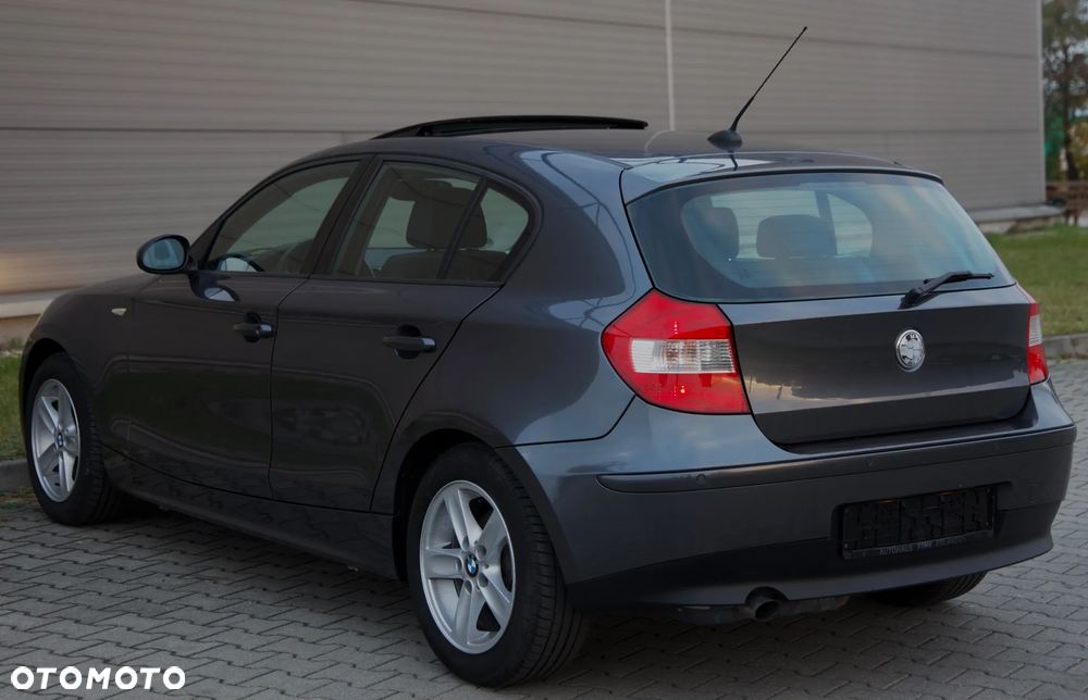 BMW Seria 1 116i - 10