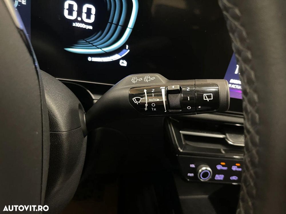 Kia Niro 1.6 GDI HEV 2WD OPF Aut. Vision - 25