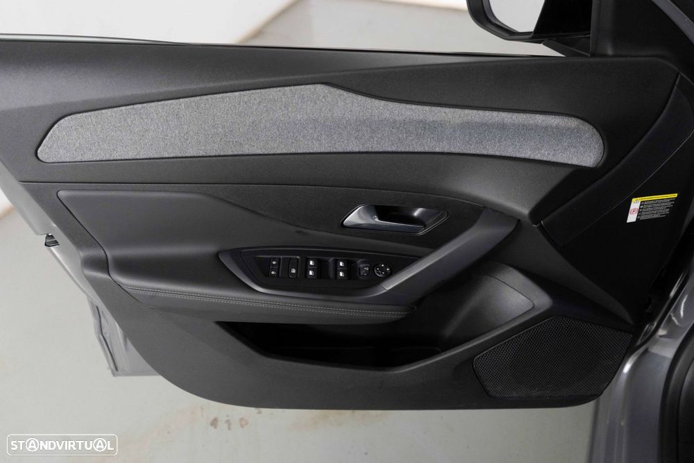 Peugeot 308 1.2 PureTech Allure Pack - 22