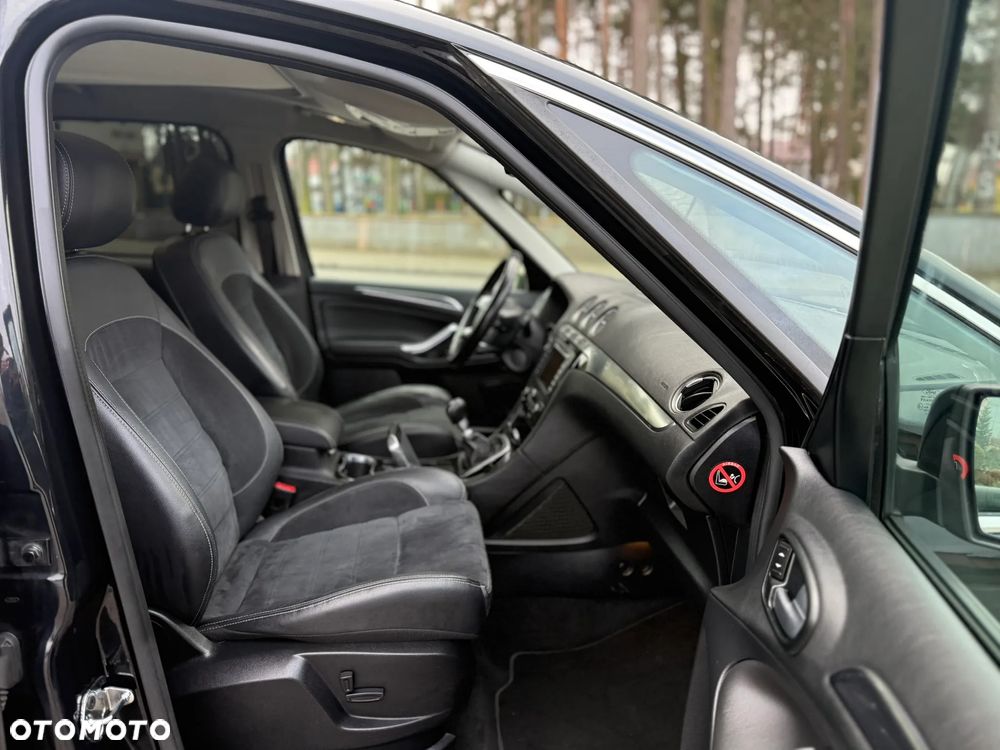 Ford S-Max 2.0 TDCi DPF Titanium X - 30