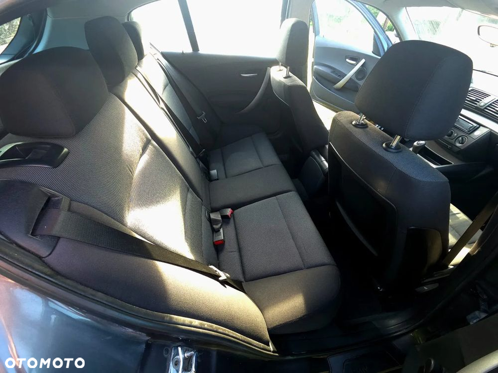 BMW Seria 1 116i - 5