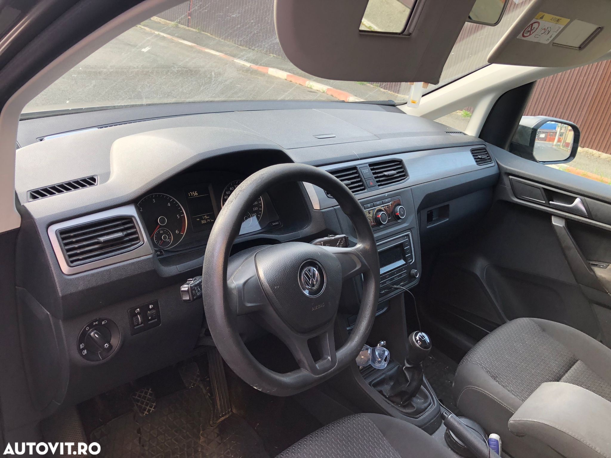 Volkswagen Caddy - 4