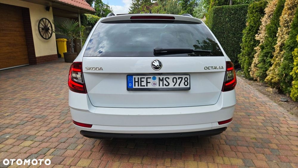 Skoda Octavia 2.0 TDI Sport Edition - 8