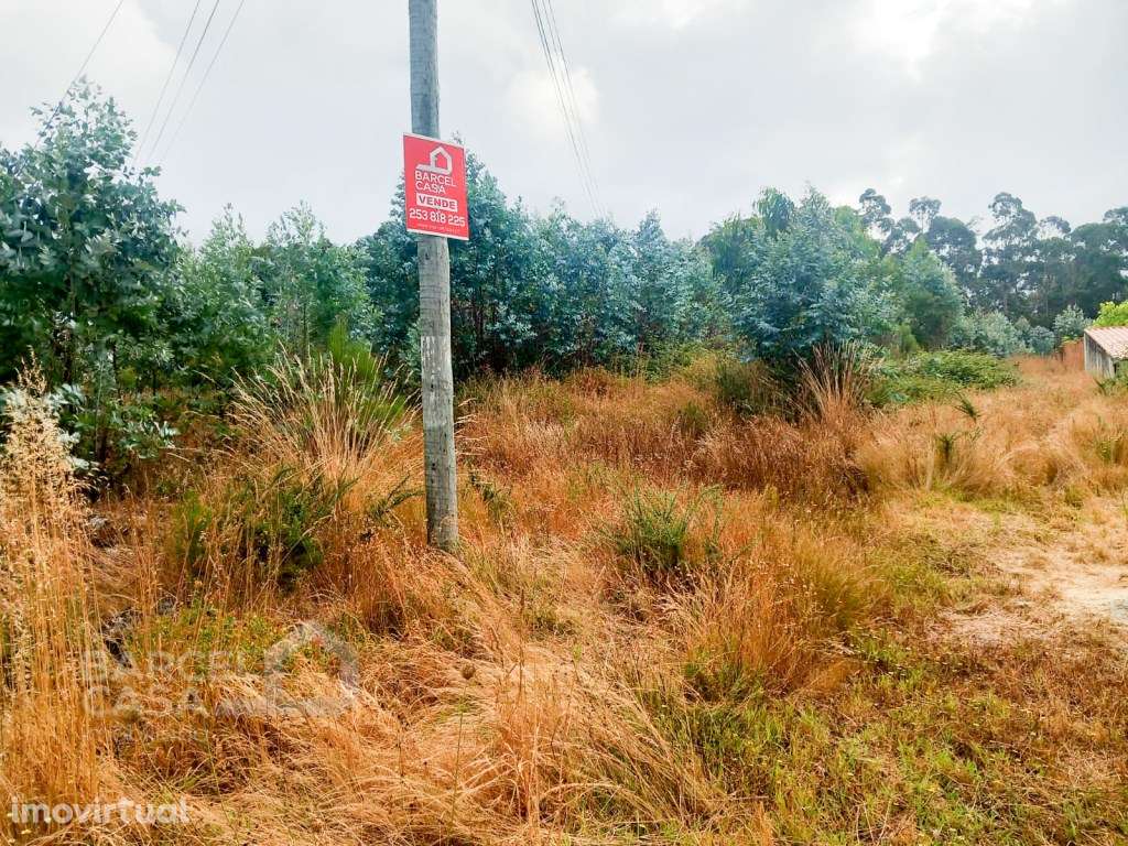 Terreno de construção em Perelhal - Barcelos - Grande imagem: 4/6