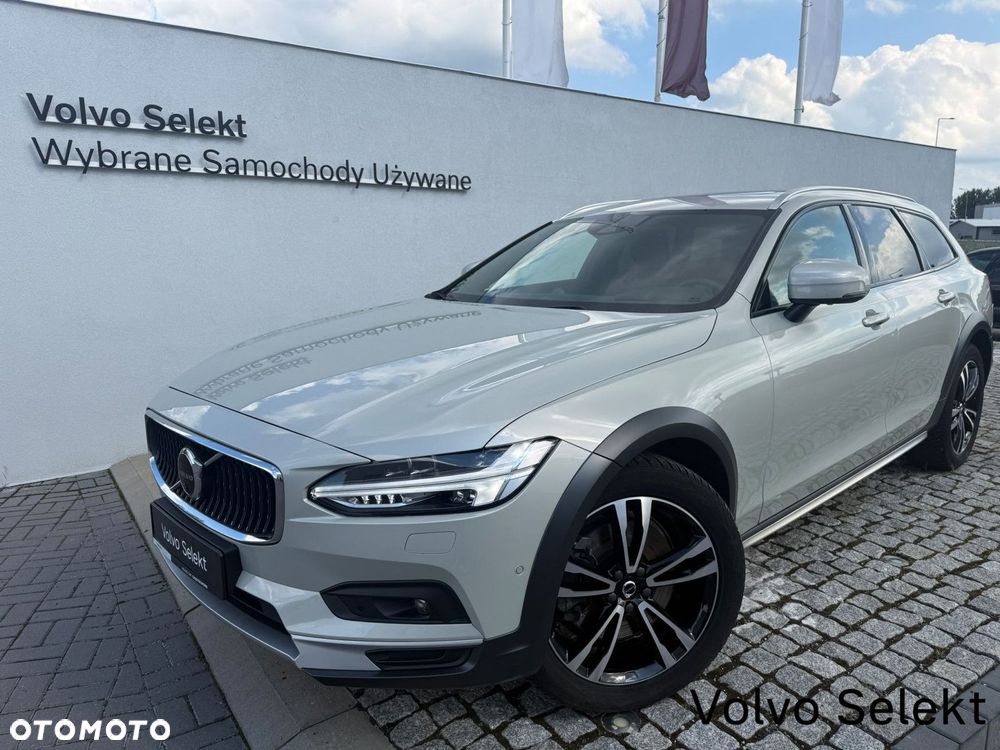 Volvo V90 Cross Country - 2