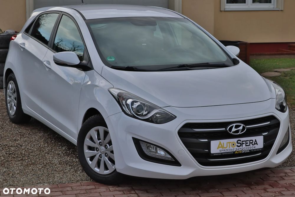 Hyundai i30 blue 1.4 Trend - 1