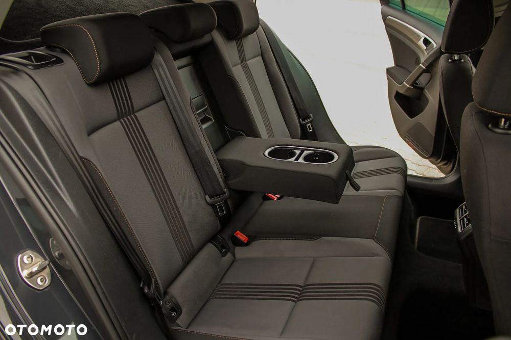 Volkswagen Golf 2.0 TDI BlueMotion Technology Allstar - 24