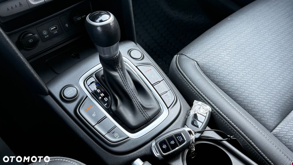 Hyundai Kona 1.6 CRDi DCT 4WD Premium - 33