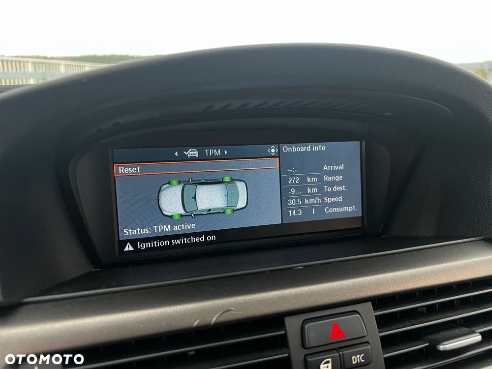 BMW Seria 3 335i xDrive - 22