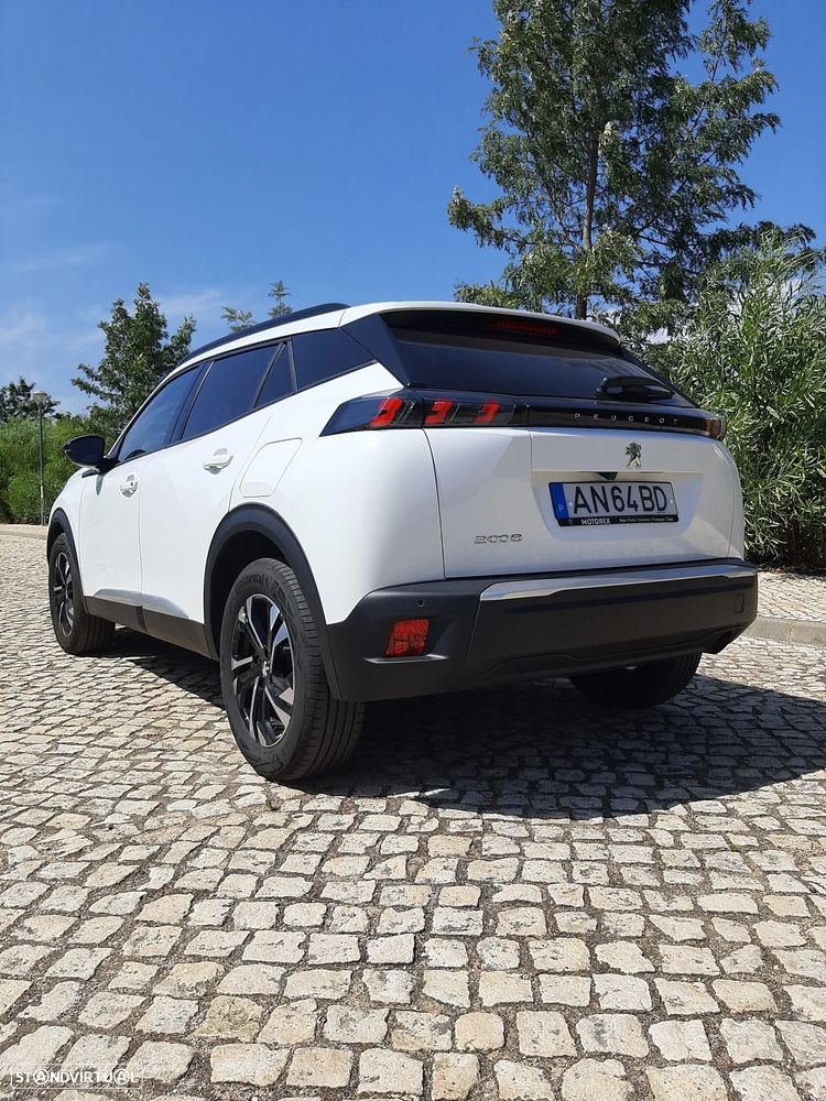 Peugeot 2008 1.2 PureTech Allure Pack - 2