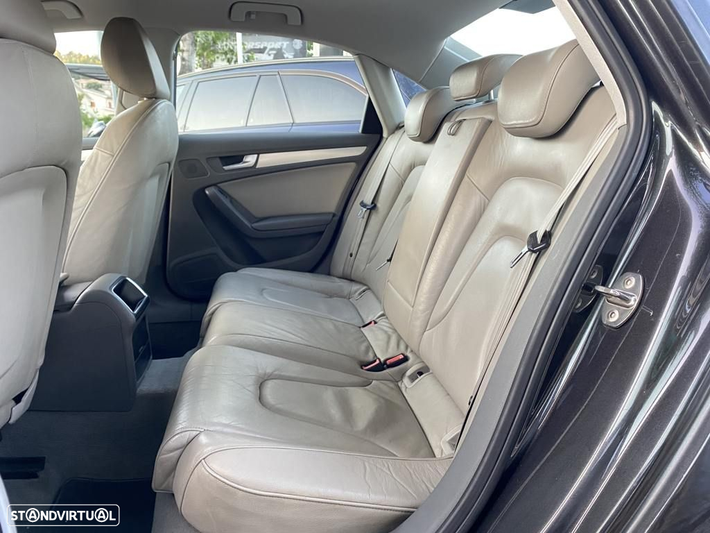 Audi A4 2.0 TDI Business Line Advance - 16