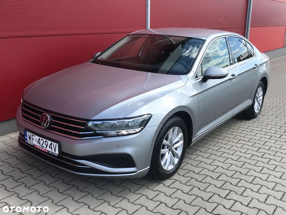Volkswagen Passat 1.5 TSI EVO Business DSG - 1