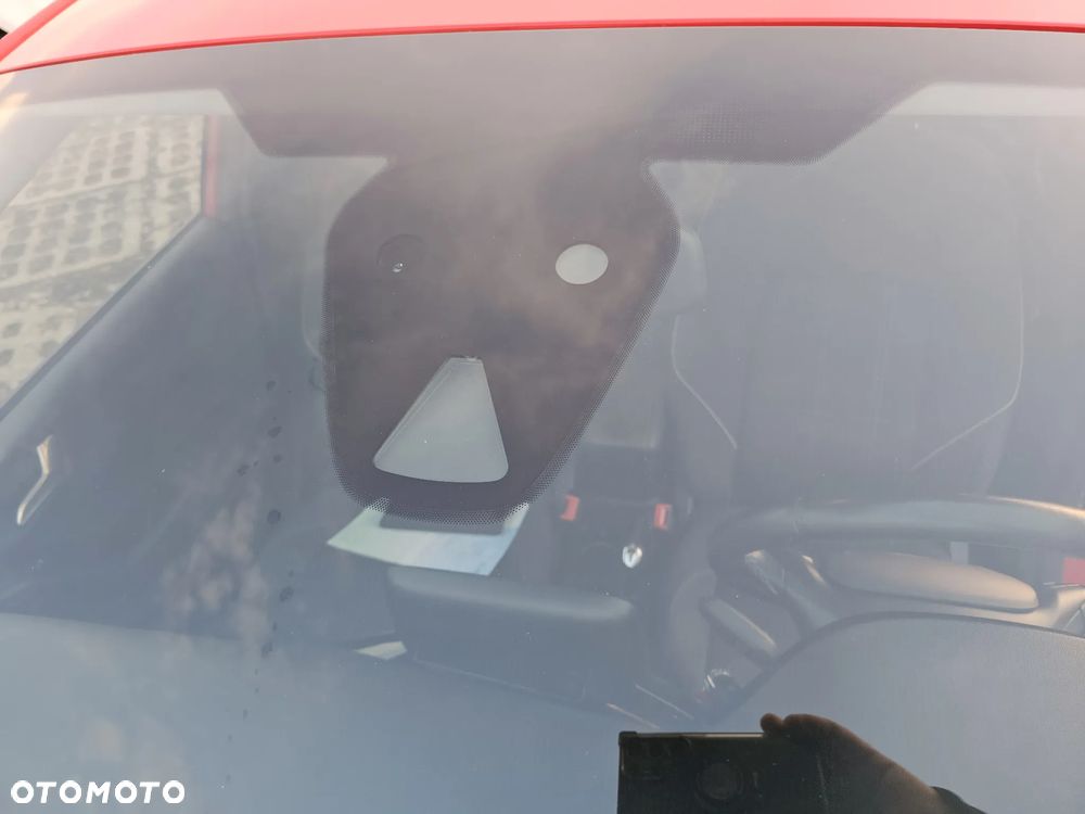 Ford Fiesta 1.1 S&S TITANIUM - 35