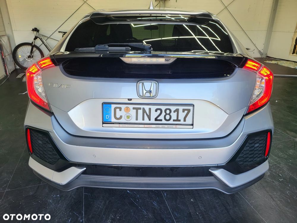 Honda Civic 1.0 i-VTEC Turbo CVT Comfort Sport - 9