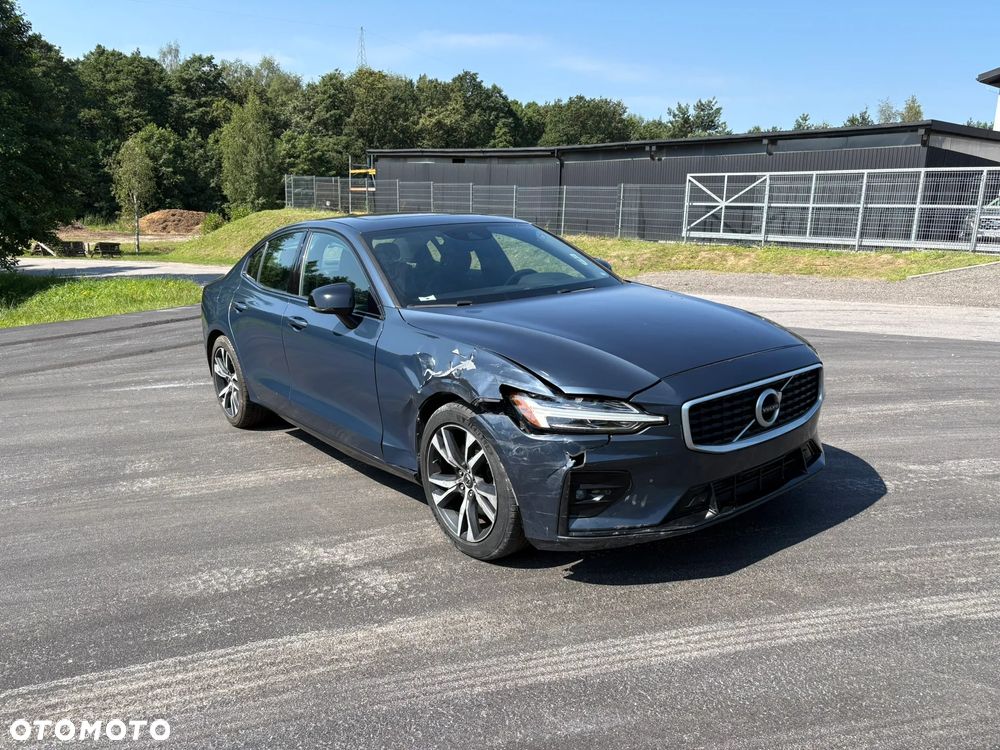 Volvo S60 T5 R-Design - 2