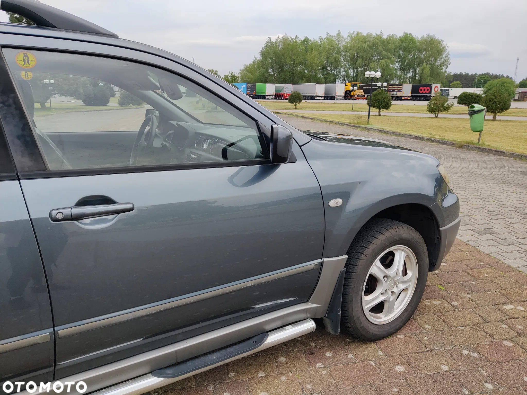 Mitsubishi Outlander - 3