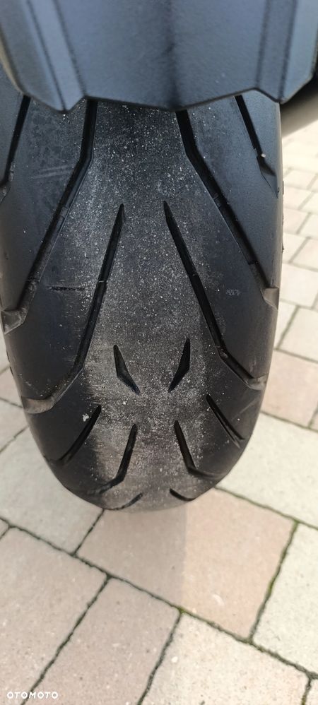Suzuki GSX - 33