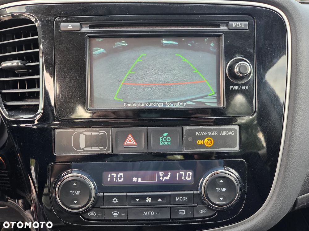 Mitsubishi Outlander - 14