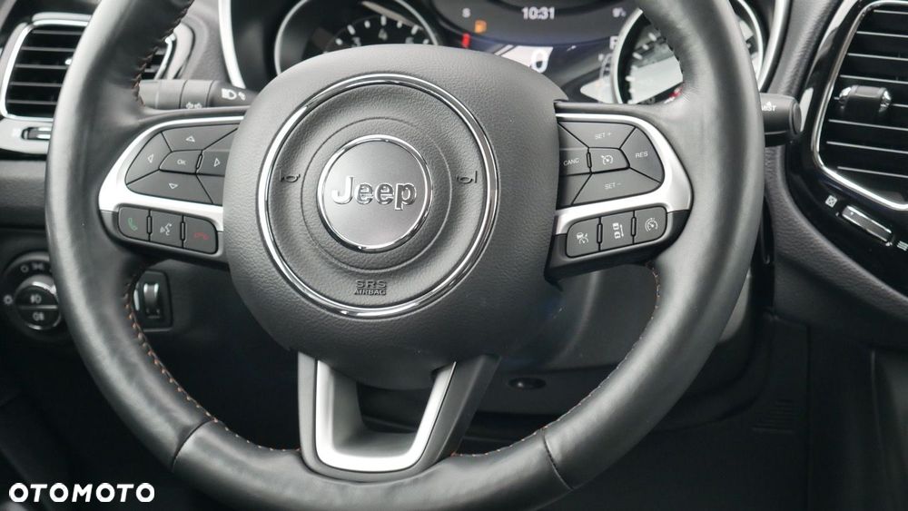 Jeep Compass - 11