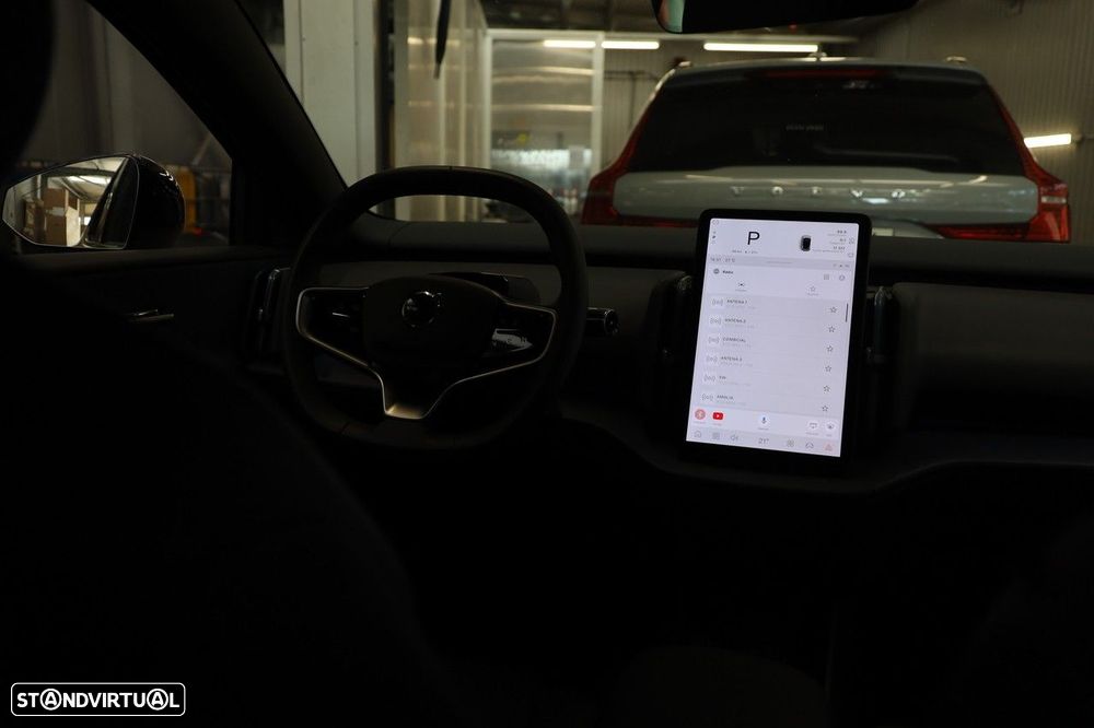 Volvo EX30 69 kWh Single Motor Extended Range Plus - 16