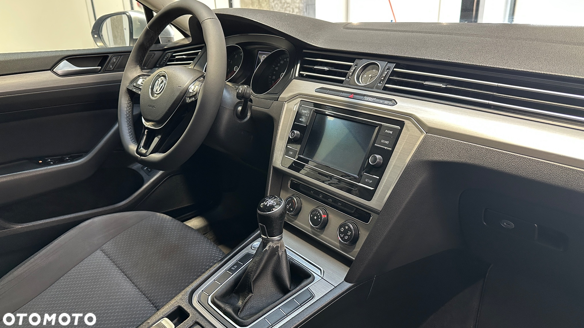 Volkswagen Passat 1.4 TSI BMT ACT Comfortline - 10