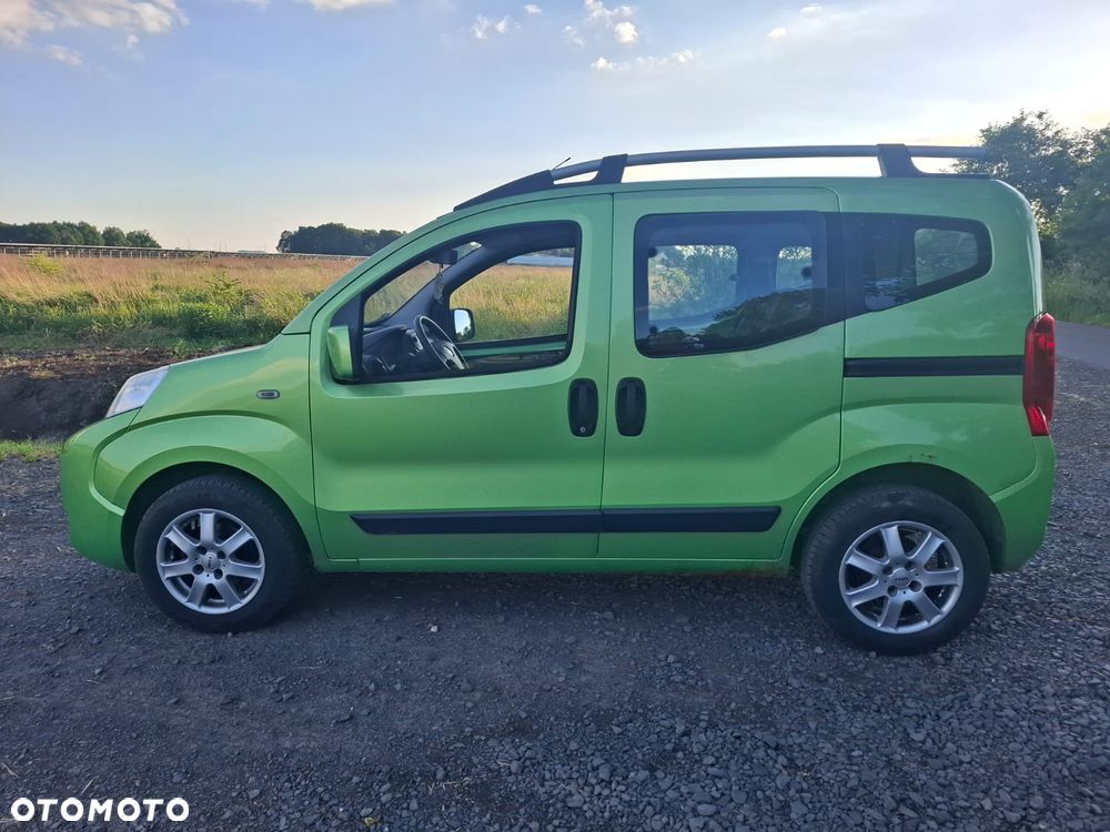 Fiat Fiorino Kombi 8V Elegant - 2