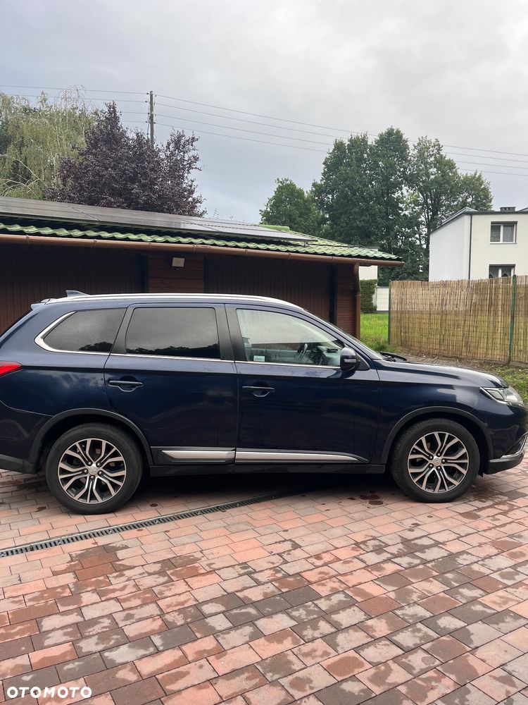 Mitsubishi Outlander - 7