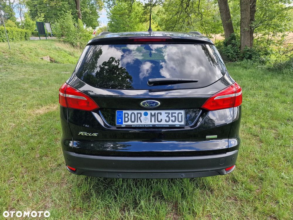 Ford Focus 1.0 EcoBoost Titanium - 12