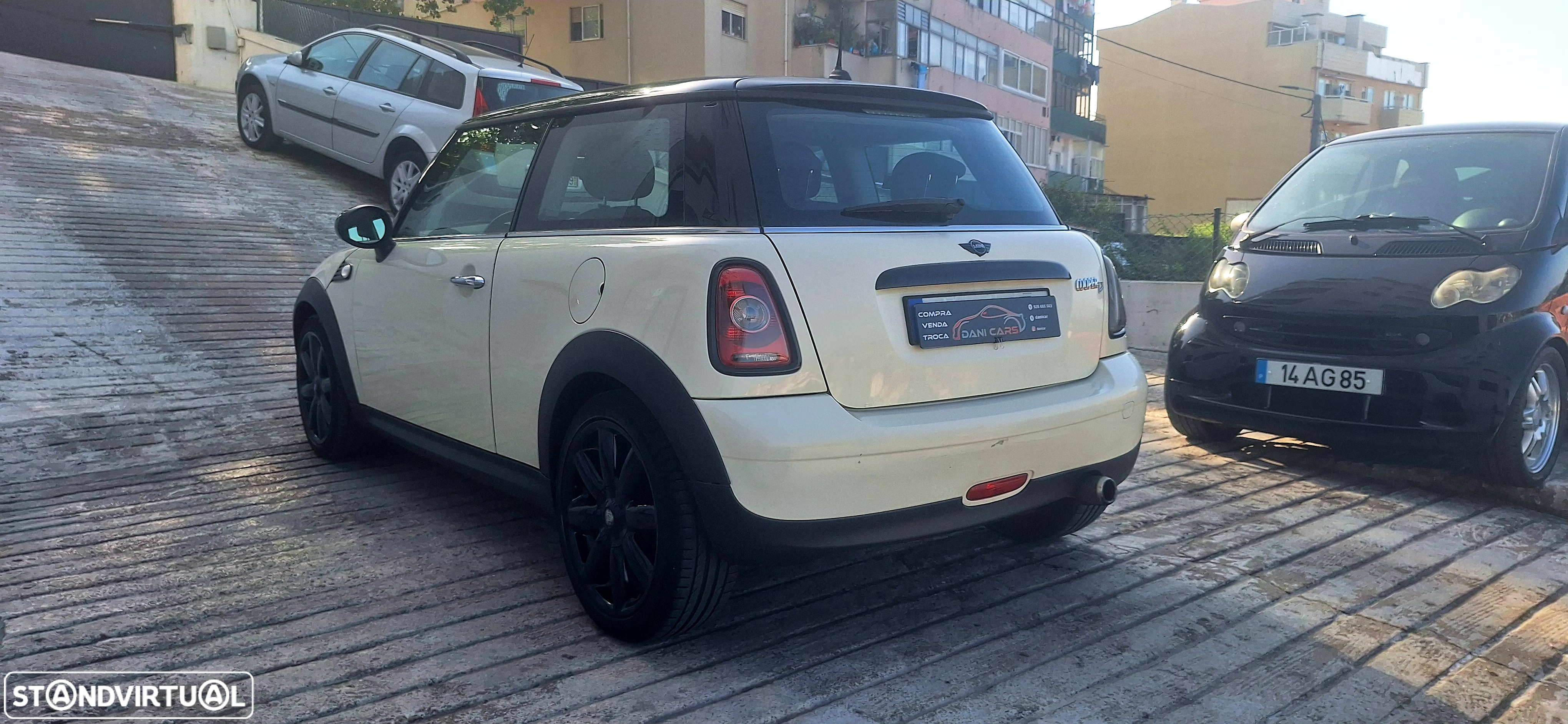 MINI 3 Portas Cooper D - 7