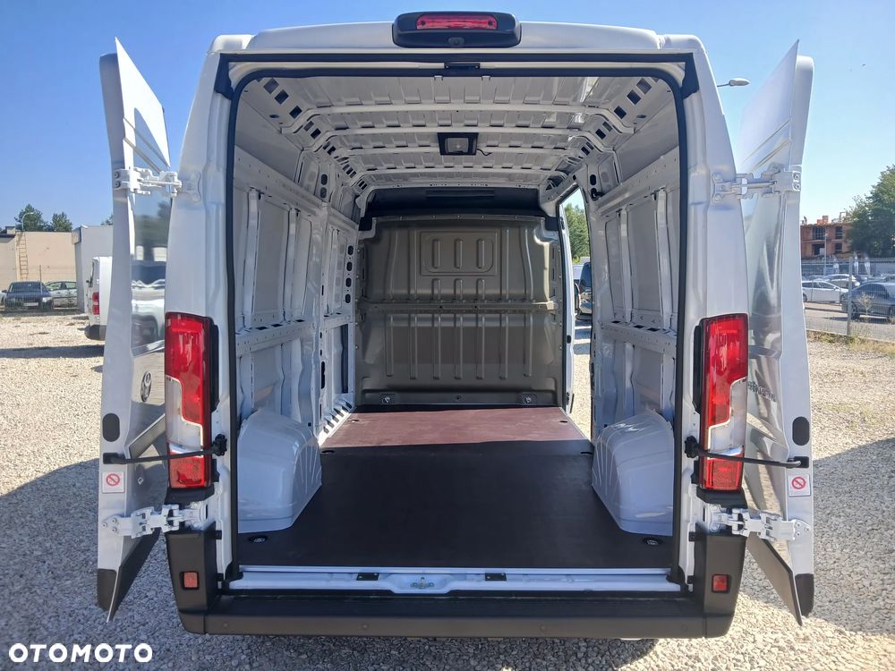 Toyota PROACE MAX Van z zabudową izotermiczną. - 19