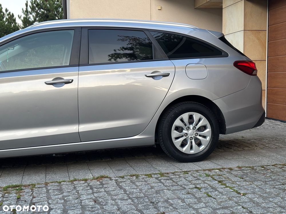 Hyundai i30 1.5 DPI Modern - 25