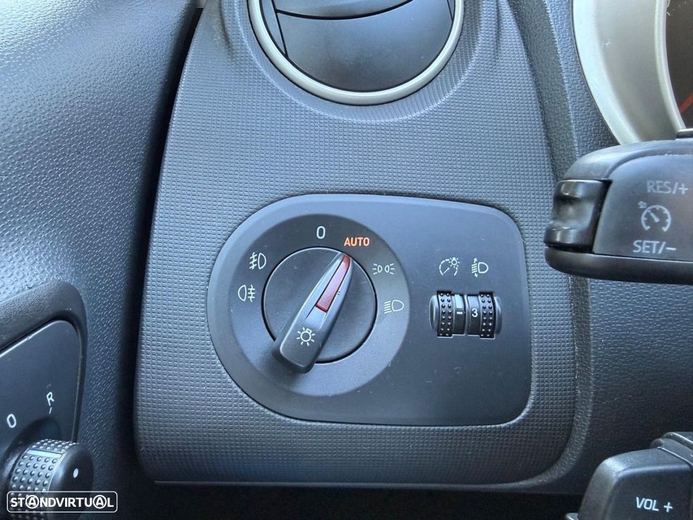 SEAT Ibiza 1.6 TDI Copa Plus DPF - 23