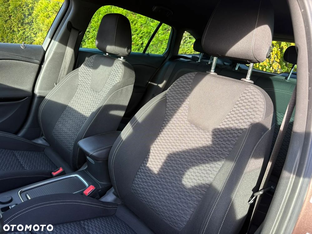 Opel Astra 1.6 CDTI DPF ecoFLEX Sports TourerStart/Stop Exklusiv - 24