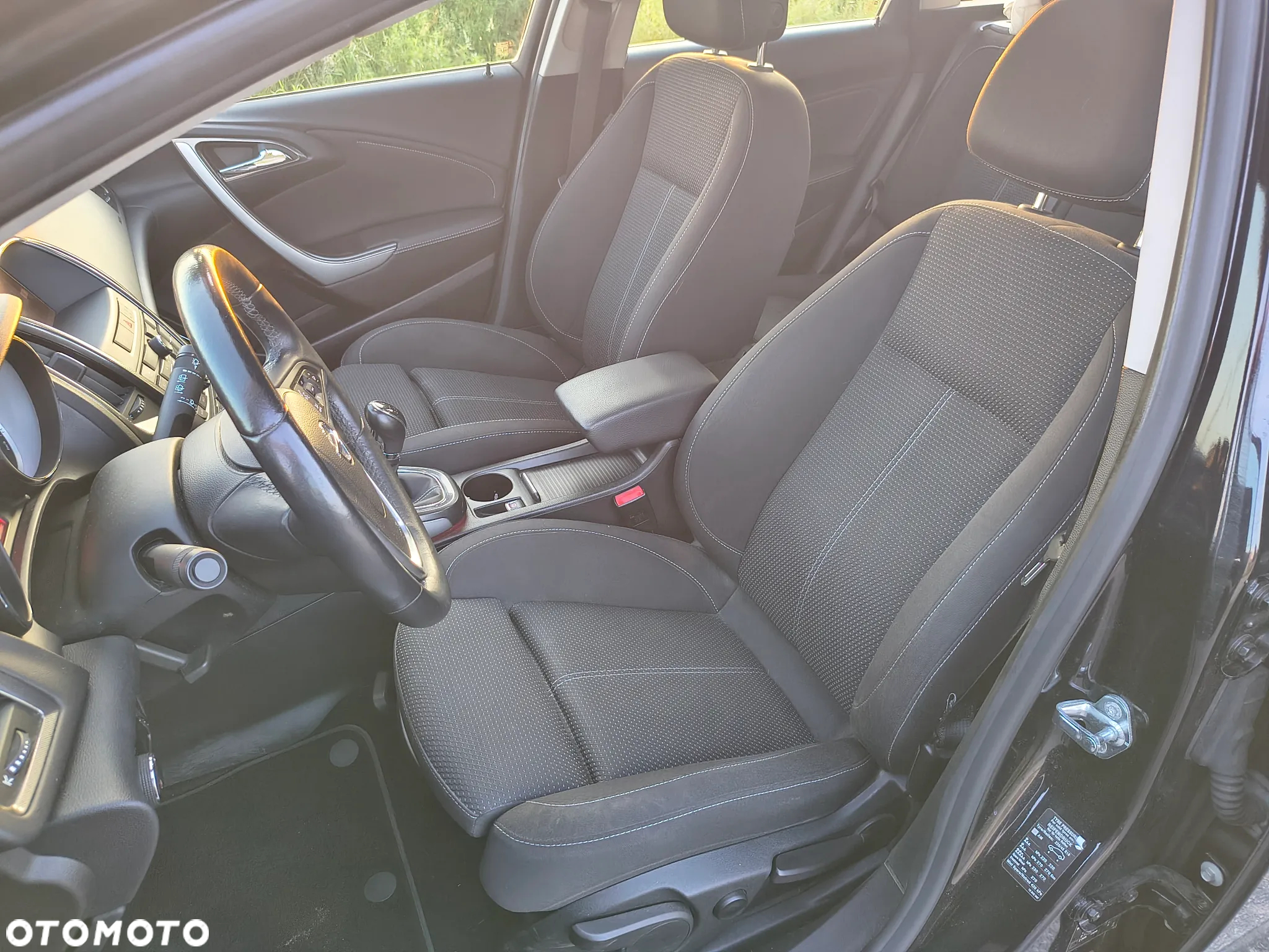 Opel Astra 1.4 Turbo Cosmo - 8