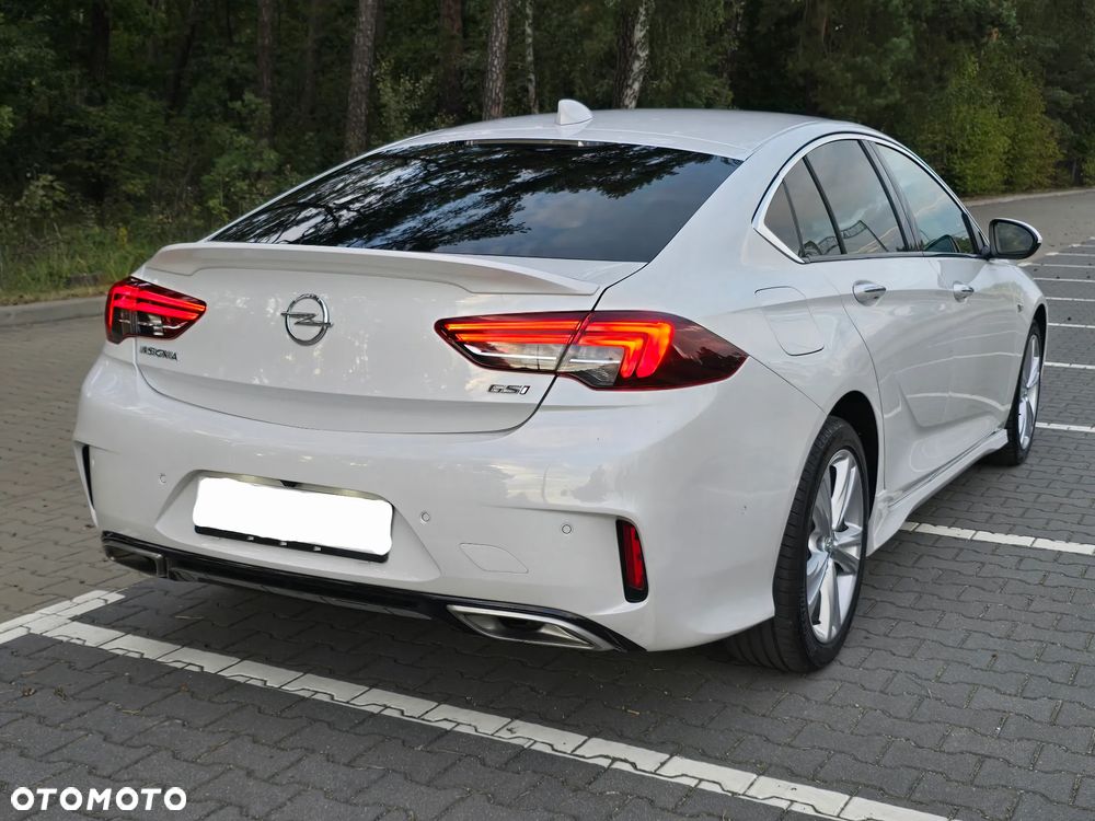 Opel Insignia 2.0 T 4x4 GSi S&S - 39
