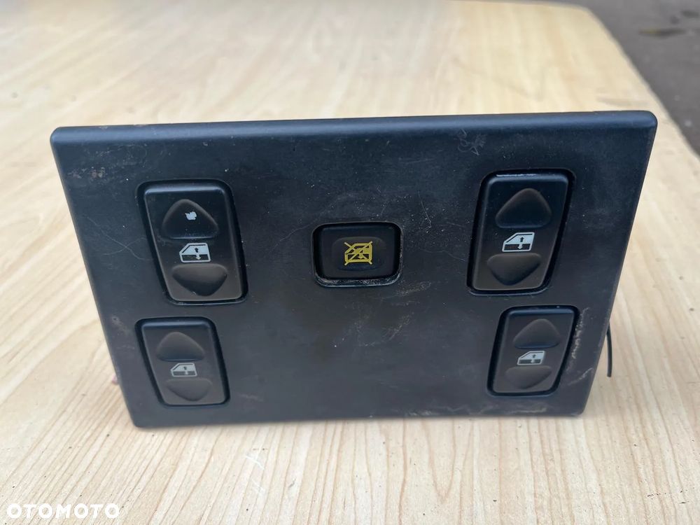 Przełącznik szyb LAND ROVER DISCOVERY 2 II - 1