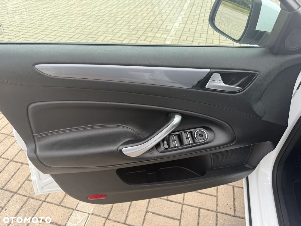 Ford Mondeo 2.0 TDCi Trend MPS6 - 32