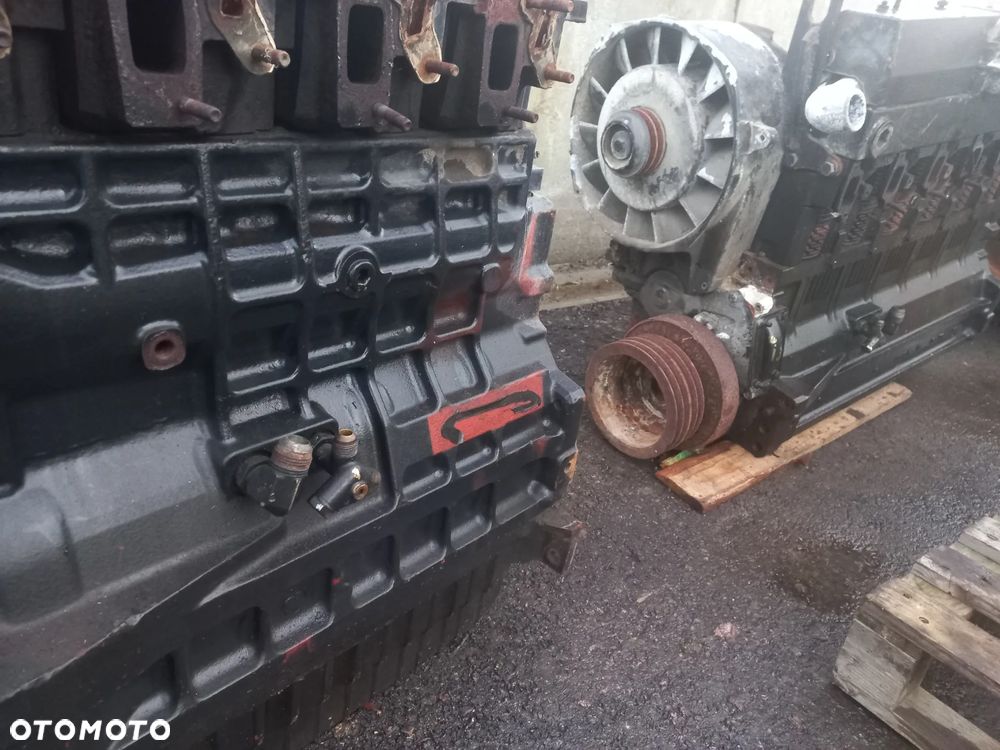 Wał,Blok,silnik same,lamborghini,hurlimann,1000.3 A,1000.4 WT10,1000.6 ATI,WTI3,A1,turbo,70779.0,001304890 2C,71150.0,07511100/30,TULEJA ,tłok,korbowód,kompletny silnik,głowica,woda,powietrze,koła rozrządu,wałek,miska,explorer,titran,antares,laser,3cylindry,4 cylindry,5 cylindrów,6cylindrów. - 19