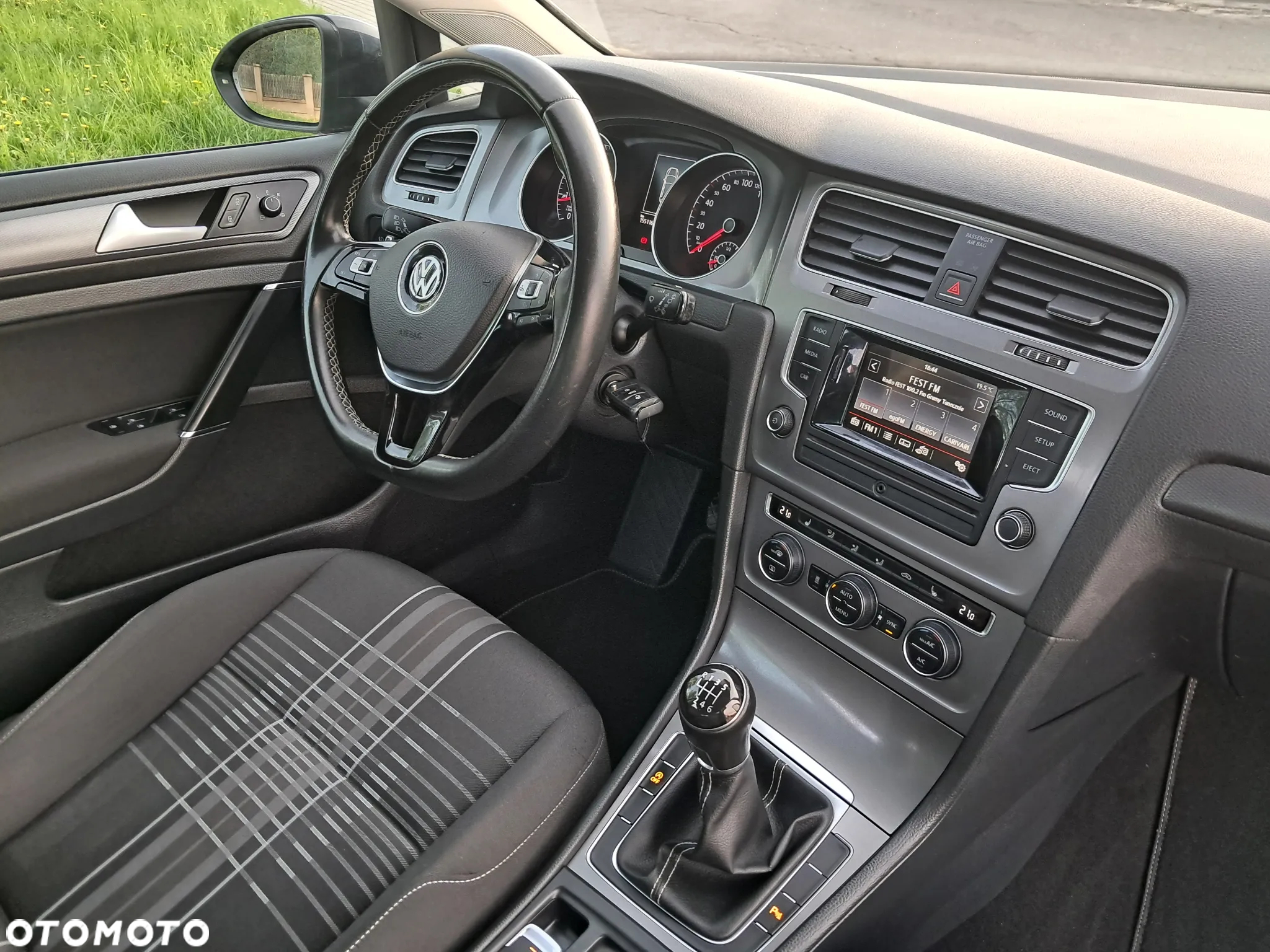 Volkswagen Golf 1.4 TSI BlueMotion Technology Lounge - 9