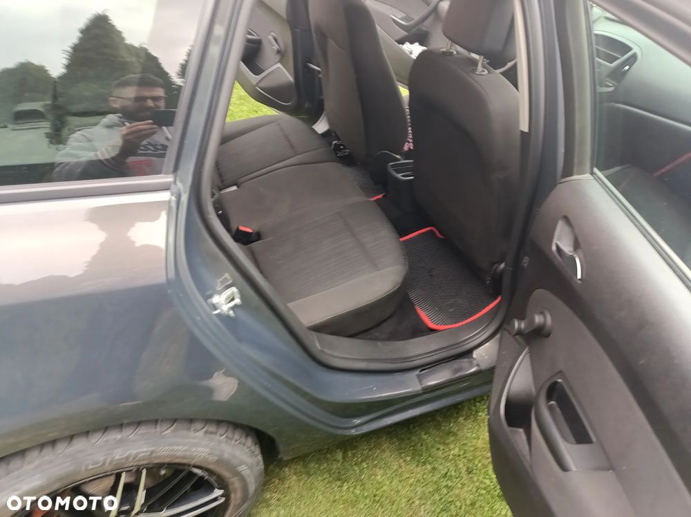 Opel Astra 1.7 CDTI - 7